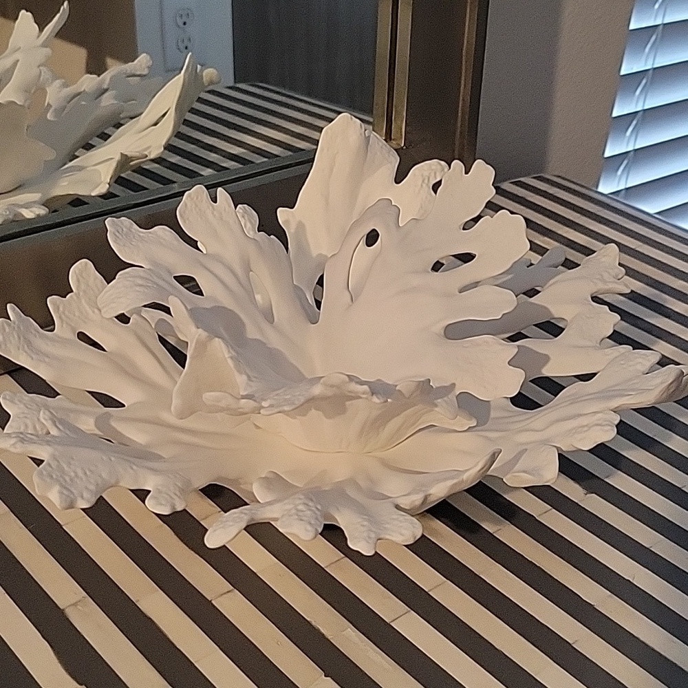 White Coral-Inspired Decorative Sculpture - Picture 5 of 6